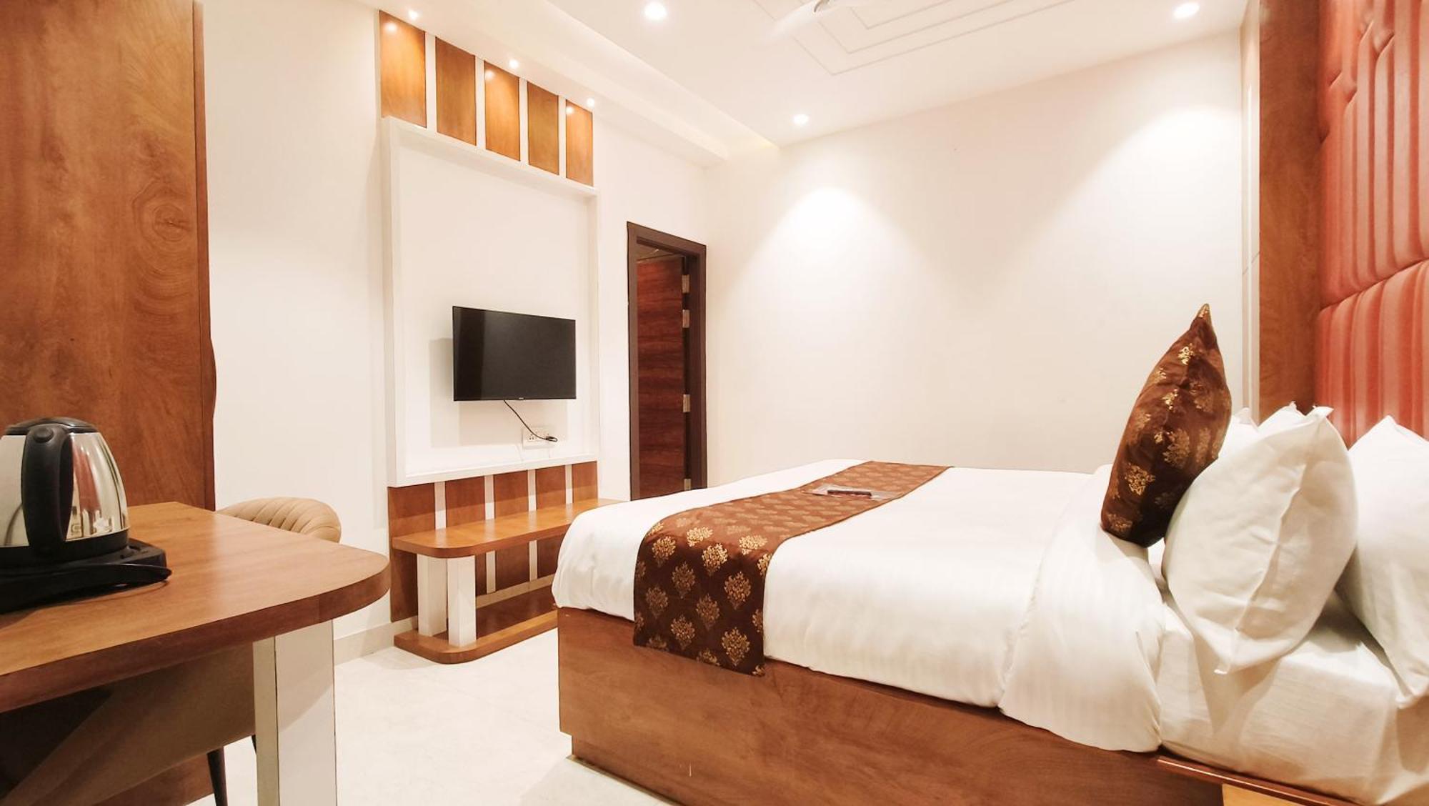 Tango Traxx Amritsar